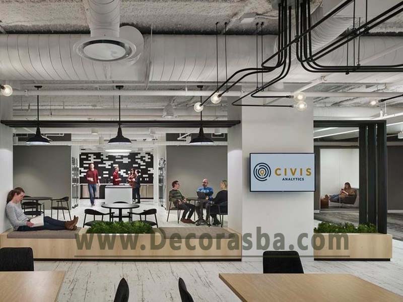 تصویری از محیط و کارمندان بعد از بازسازی ساختمان اداری