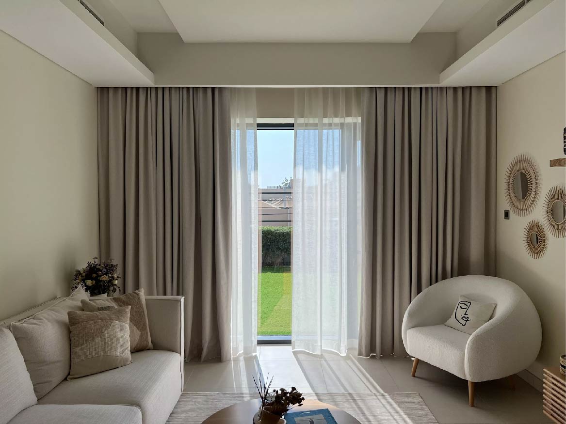 +15 مدل پرده پذیرایی جدید + (نکات انتخاب انواع پرده پذیرایی) 85 پرده بلک اوت