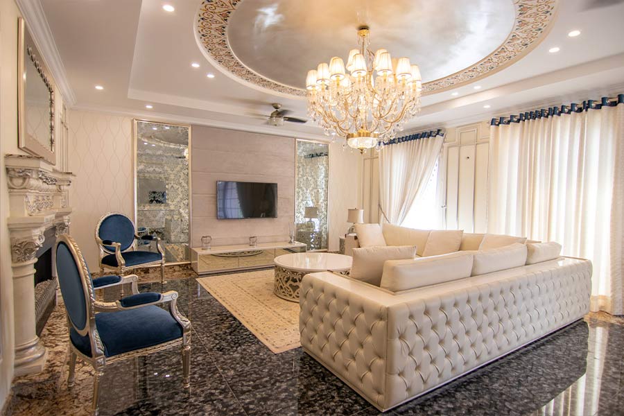 +15 ایده طراحی سقف مدرن برای فضاهای مختلف + (نکات انتخاب متریال) 93 طراحی سقف پذیرایی